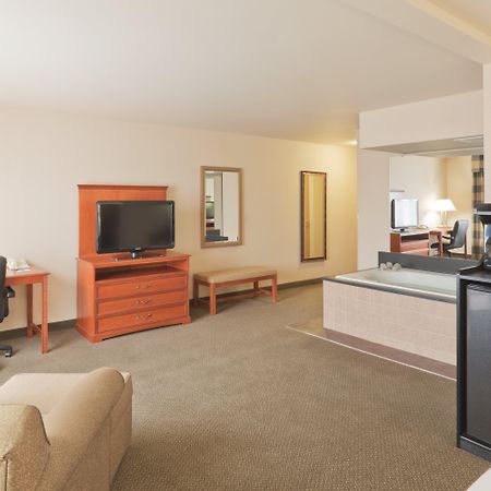 Holiday Inn Express Greensburg By Ihg Exteriér fotografie