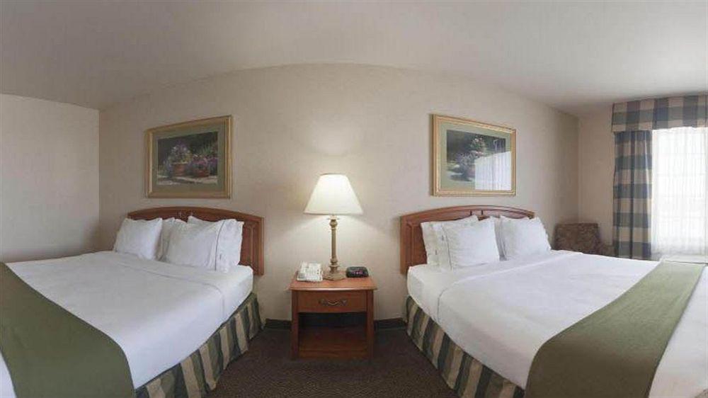 Holiday Inn Express Greensburg By Ihg Exteriér fotografie