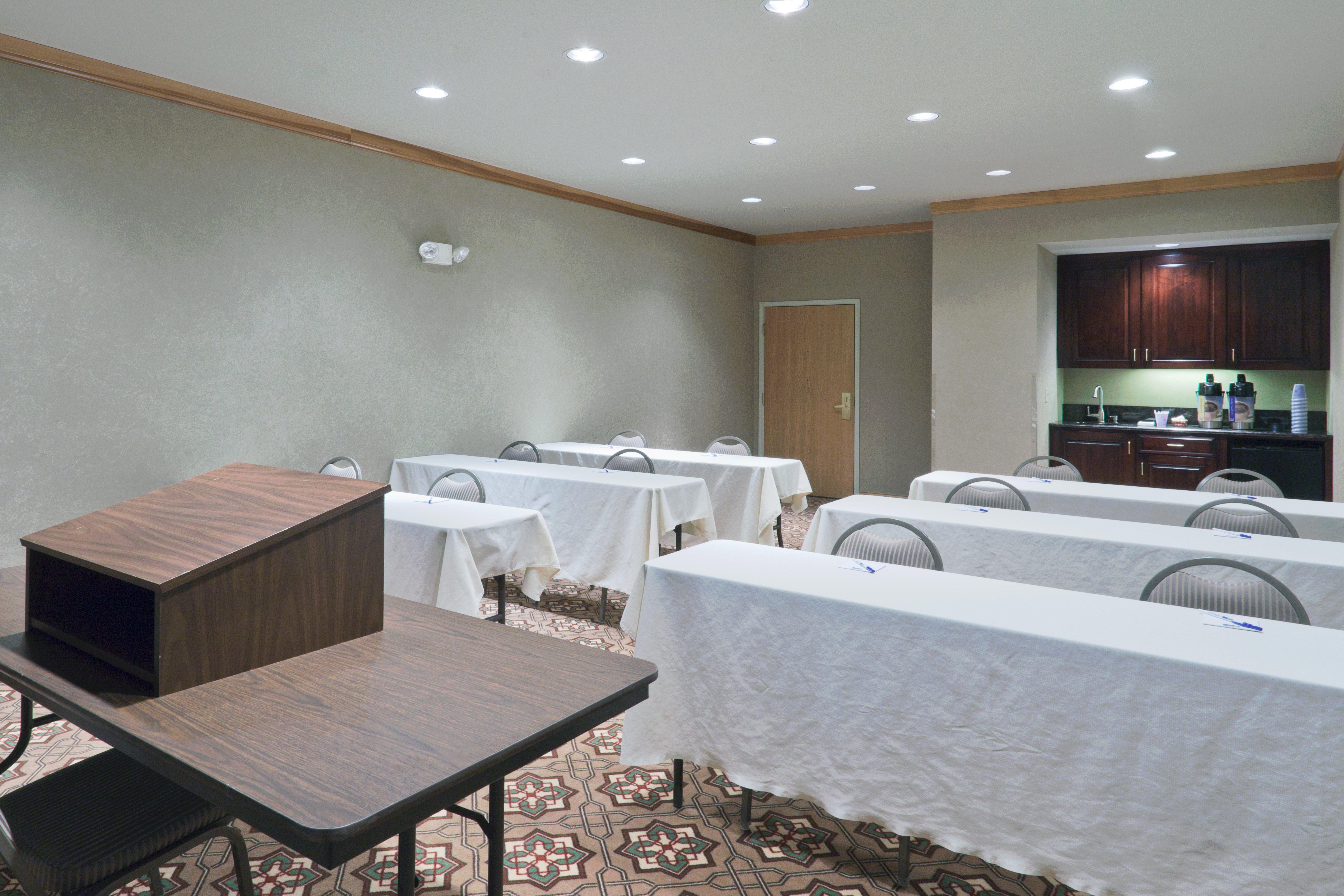 Holiday Inn Express Greensburg By Ihg Exteriér fotografie